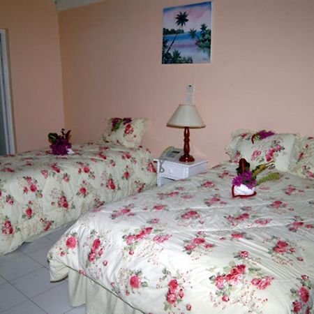 נגריל Our Past Time Hotel חדר תמונה
