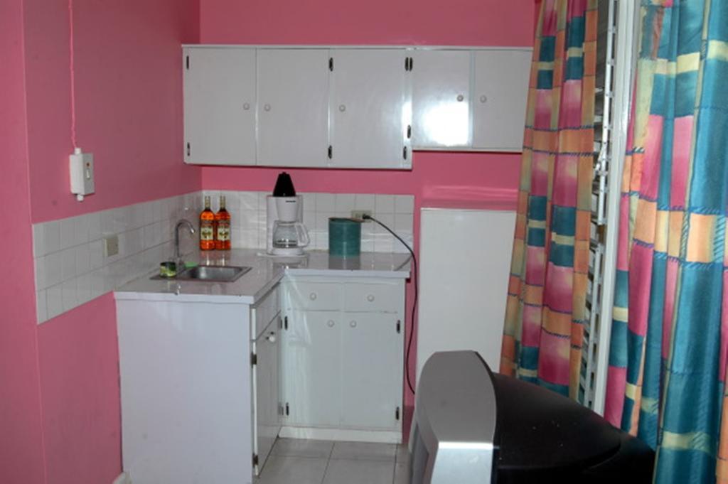 נגריל Our Past Time Hotel חדר תמונה