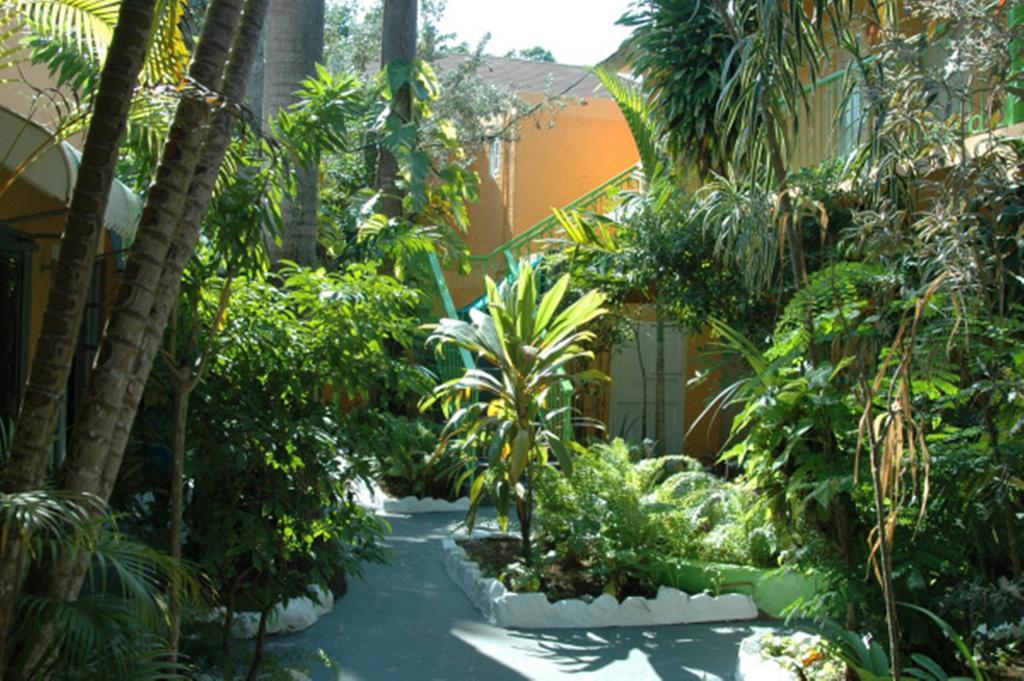 נגריל Our Past Time Hotel מראה חיצוני תמונה